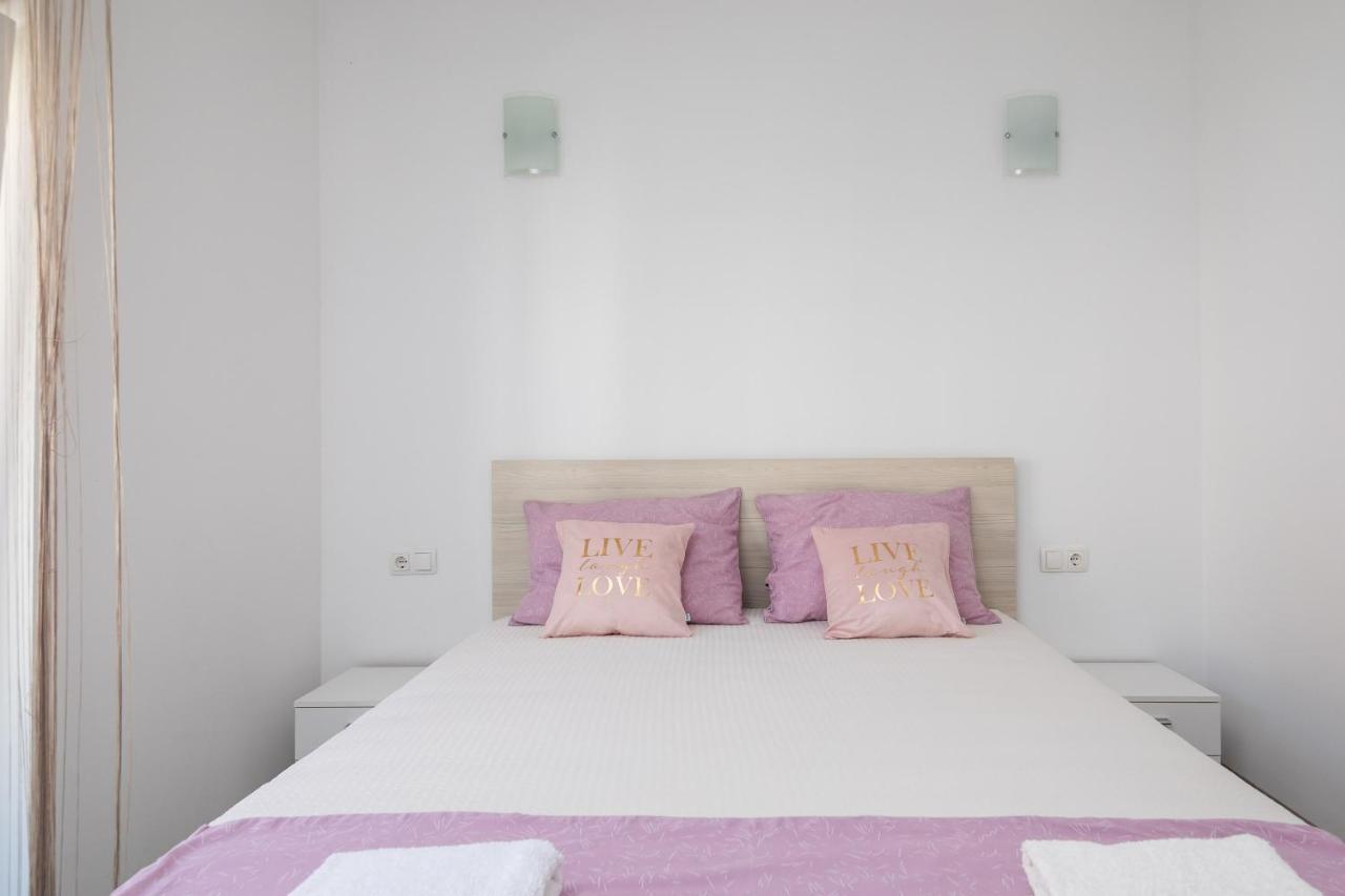 Apartments Ivan โอมิช ภายนอก รูปภาพ