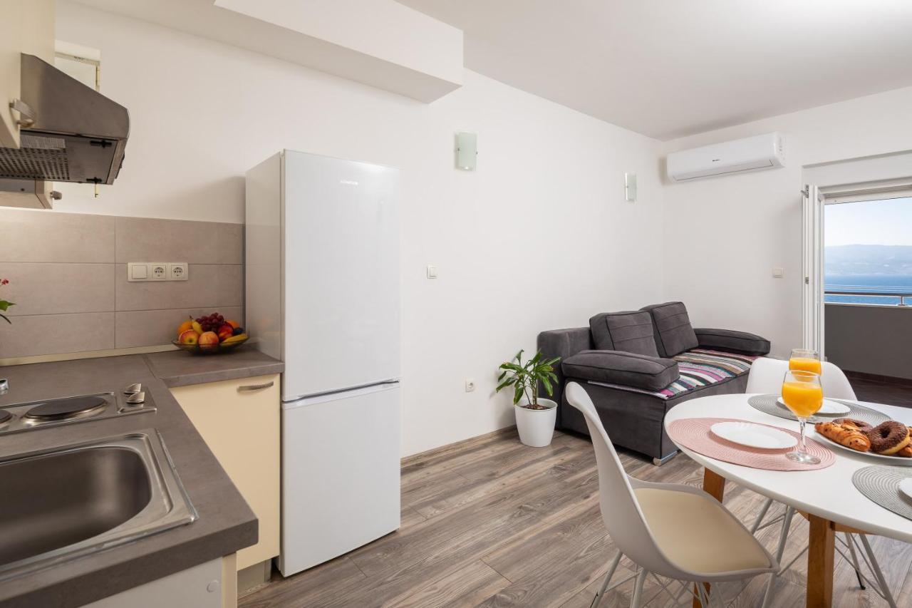 Apartments Ivan โอมิช ภายนอก รูปภาพ