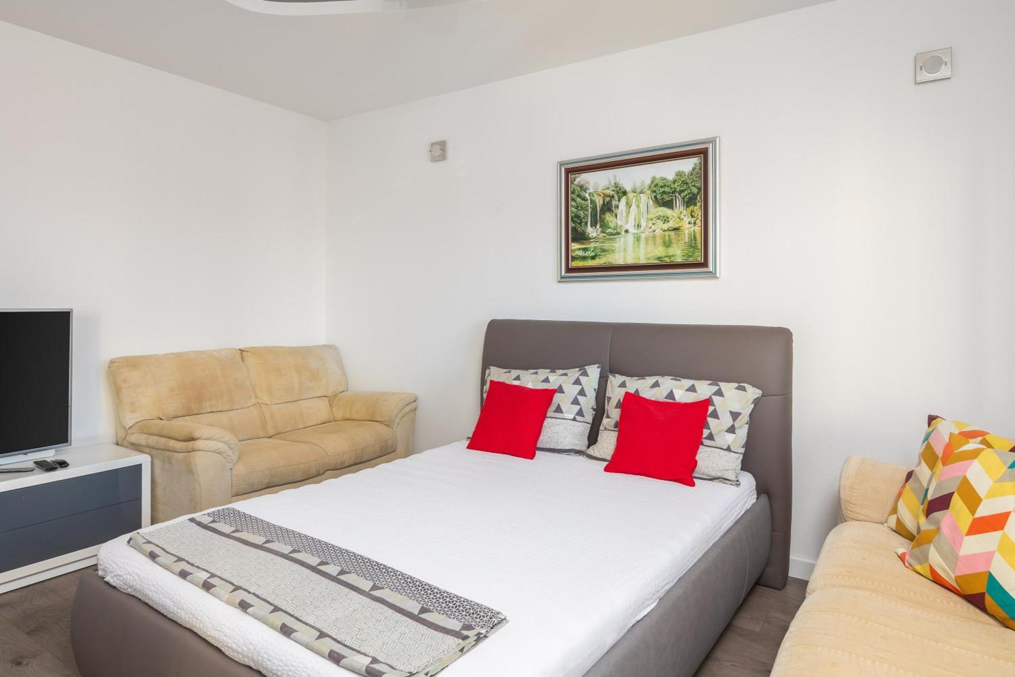 Apartments Ivan โอมิช ภายนอก รูปภาพ