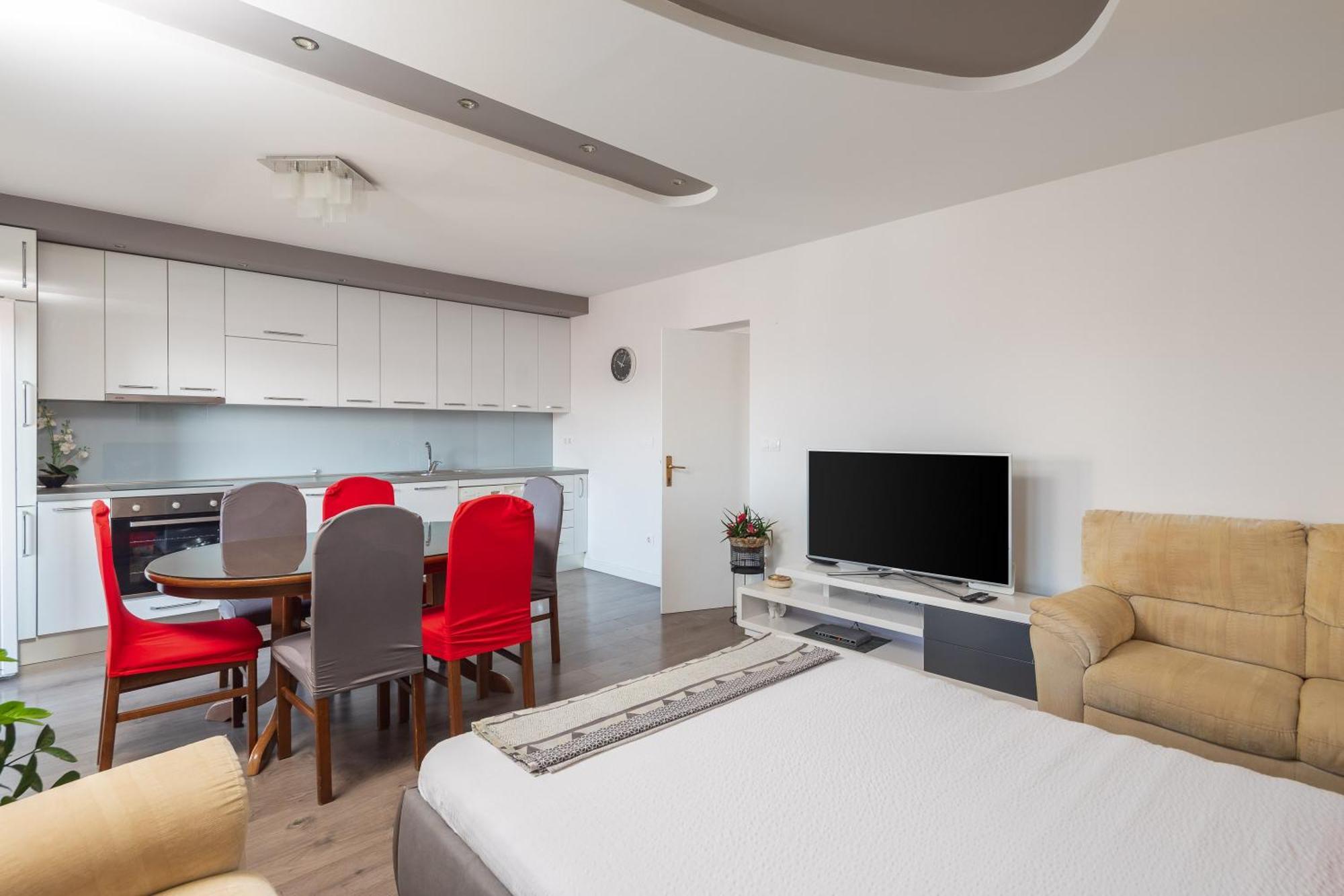 Apartments Ivan โอมิช ภายนอก รูปภาพ